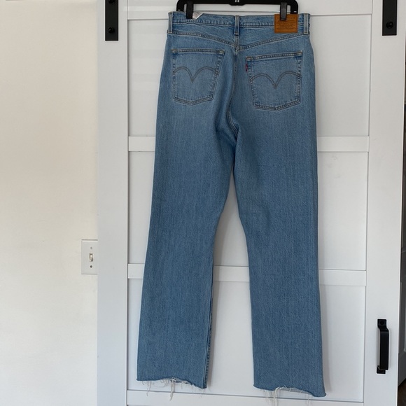 Levis Ribcage Straight Jeans with Knee Rips 32x32 - Picture 14 of 14